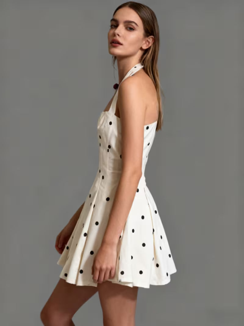 Vestido Mini a Lunares 'Clásico Encanto'